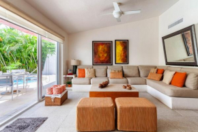 Nice villa with private pool and security